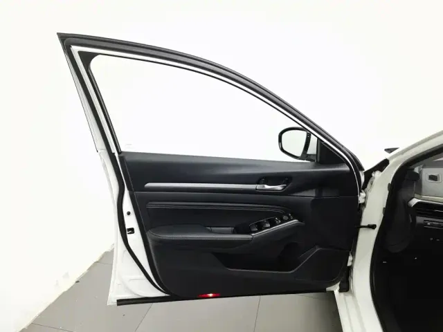 Nissan Teana — Фото автомобиля 8
