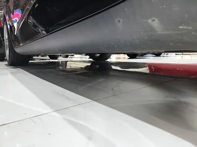 Tesla Model Y — Фото автомобиля 21