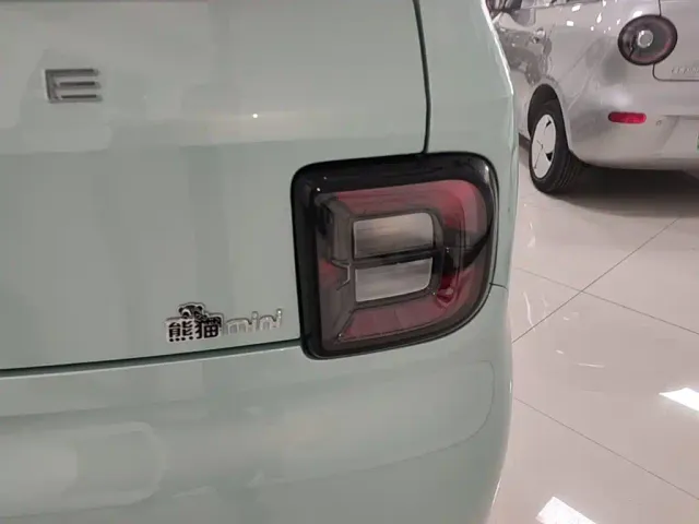 Geely Panda — Фото автомобиля 7
