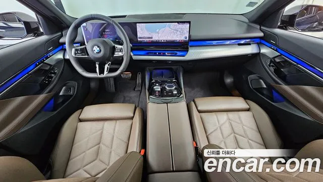 BMW 5 Series — Фото автомобиля 10