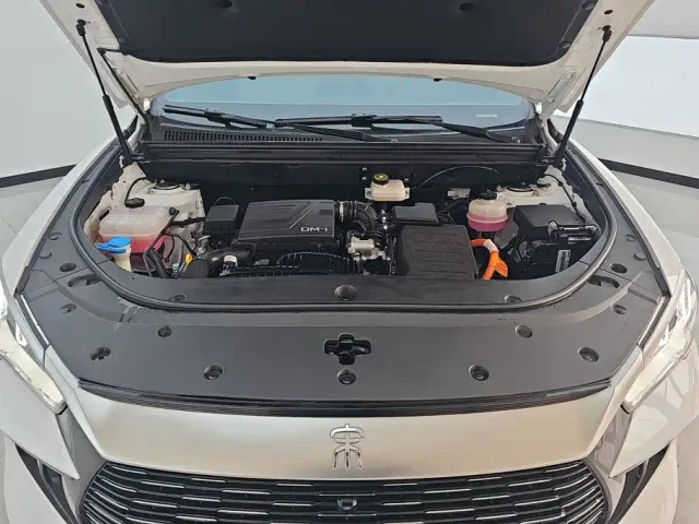 BYD Song Pro — Фото автомобиля 10