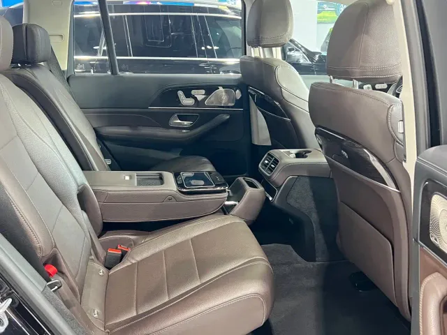 Mercedes-Benz GLS-Class — Фото автомобиля 11