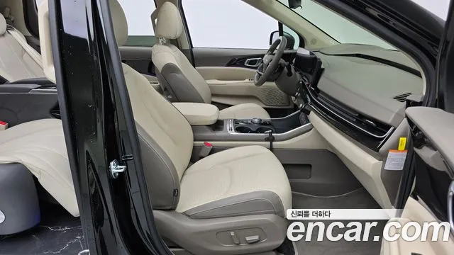 Kia Carnival — Фото автомобиля 11