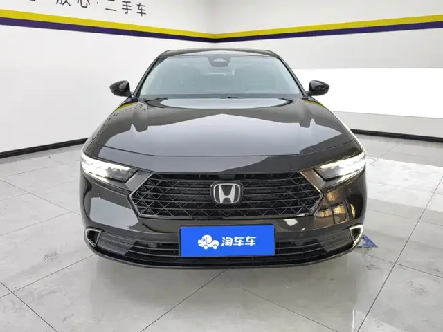 Honda Accord — Фото автомобиля 2