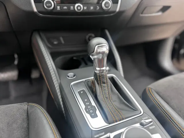 Audi Audi Q2L e-tron 2022 Q2L e-tron Pure Electric Intelligent — Фото автомобиля 8