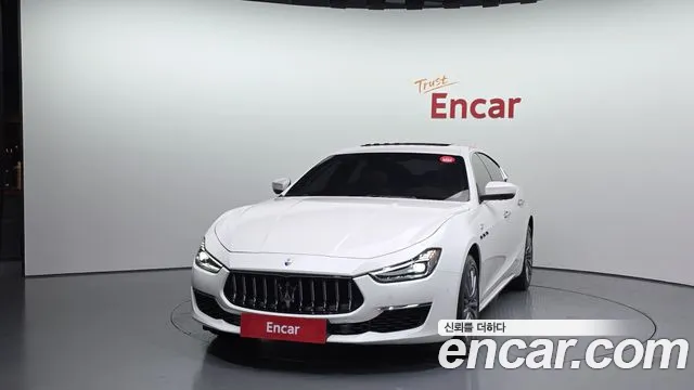 Maserati Ghibli Ghibli — Фото автомобиля 3