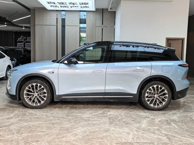 Nio ES6 — Фото автомобиля 4