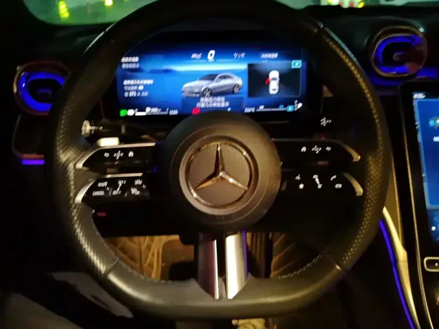 Mercedes-Benz C-Class — Фото автомобиля 15