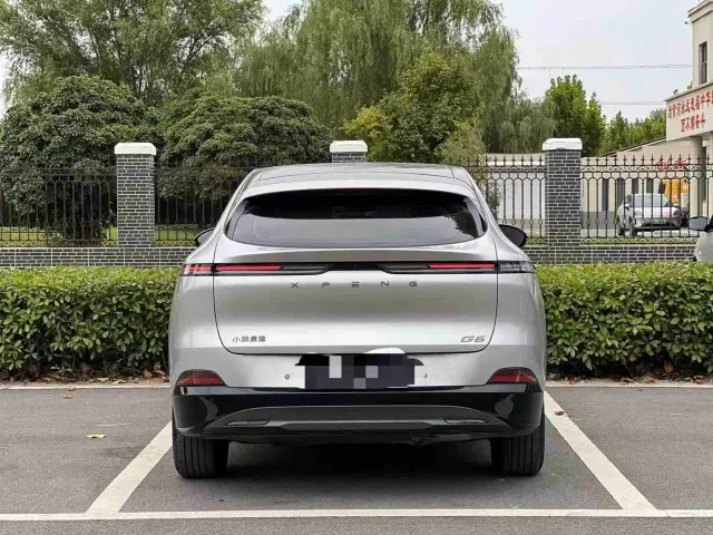 Xpeng G6 — Фото автомобиля 8