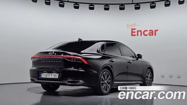 Hyundai Grandeur Grandeur (New) — Фото автомобиля 2
