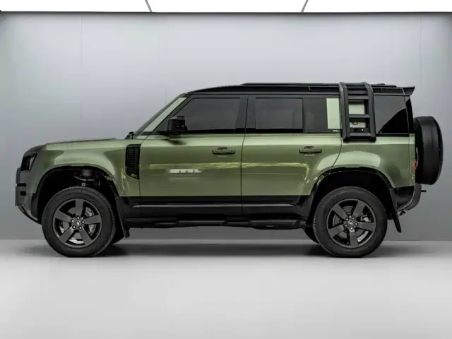 Land Rover Defender — Фото автомобиля 4