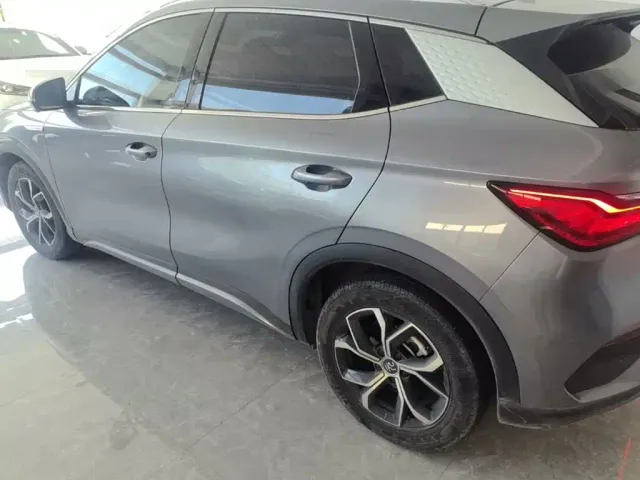 BYD Yuan PLUS — Фото автомобиля 4