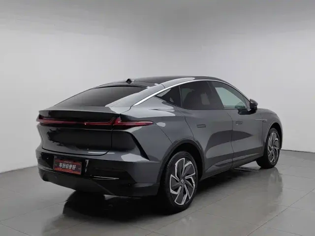 Roewe Feifan R7 — Фото автомобиля 2
