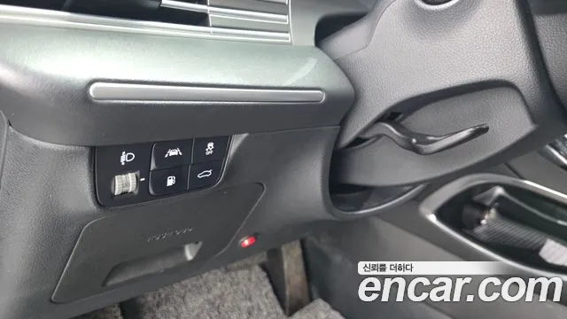 Hyundai Grandeur Новый Grandeur IG 3.0 LPi (Такси) — Фото автомобиля 28
