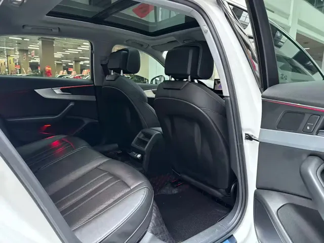 Audi A4L — Фото автомобиля 19