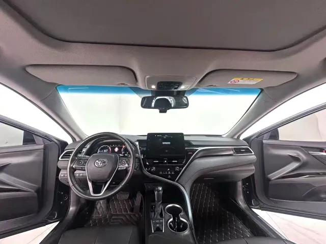Toyota Camry — Фото автомобиля 5