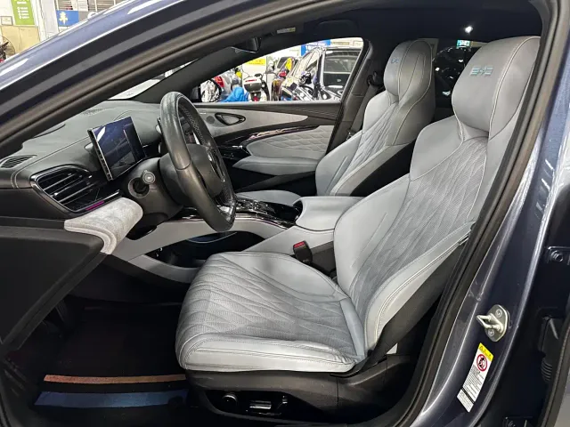 BYD Seal — Фото автомобиля 9