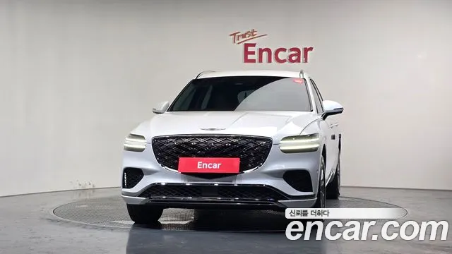Genesis GV70 2.5T Бензин AWD — Фото автомобиля 2