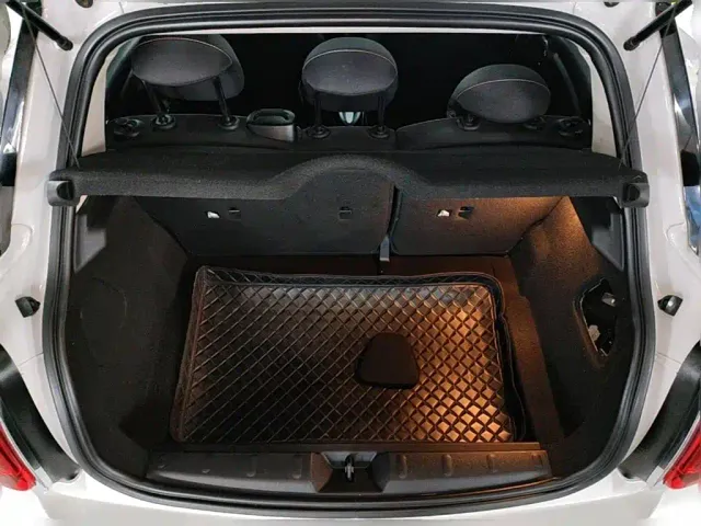 MINI Hatch — Фото автомобиля 23