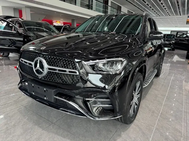 Фотография автомобиля — Mercedes-Benz GLE-Class