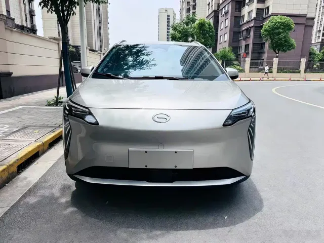 GAC Aion Y — Фото автомобиля 2