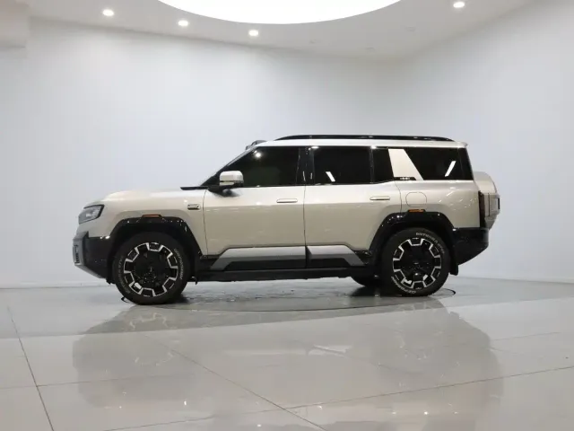 BYD FangChengBao Leopard 8 — Фото автомобиля 8