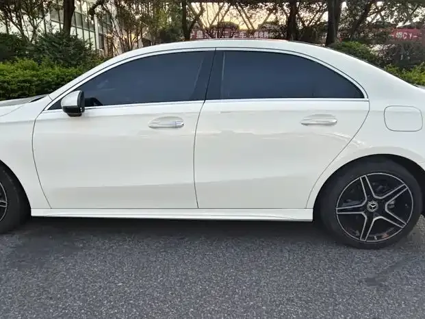 Mercedes-Benz Mercedes-Benz A-Class 2022 Facelift A 200 L Sport Sedan Fashion Style — Фото автомобиля 3
