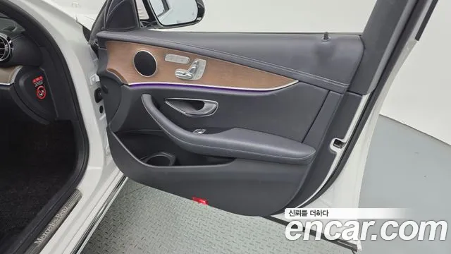Mercedes-Benz E-Class W213 — Фото автомобиля 13