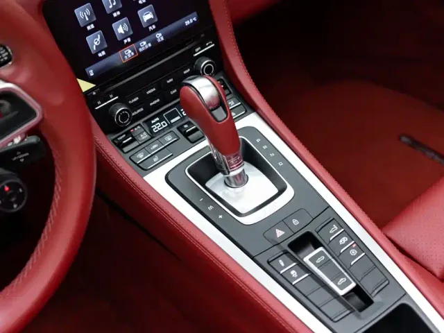 Porsche 718 — Фото автомобиля 13