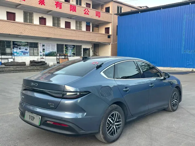 BYD Seal 05 DM-i — Фото автомобиля 5