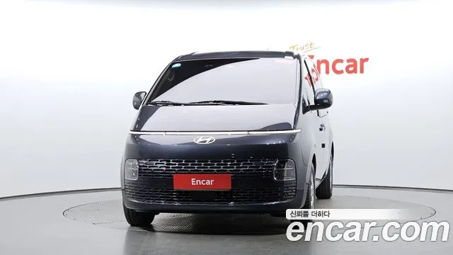Hyundai Staria — Фото автомобиля 3