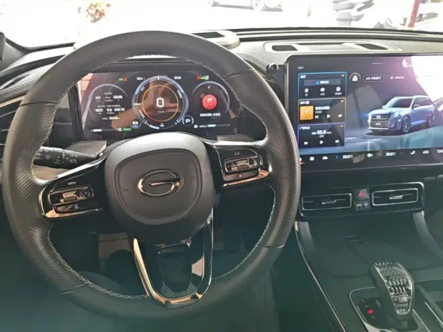GAC Trumpchi GS8 — Фото автомобиля 9