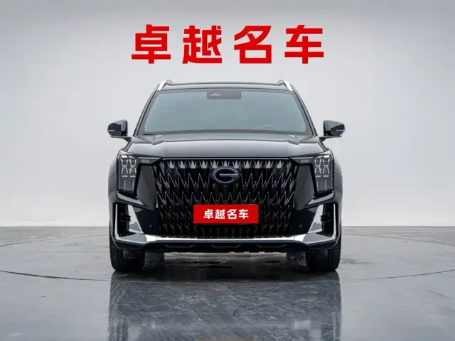 GAC Trumpchi GS8 — Фото автомобиля 6