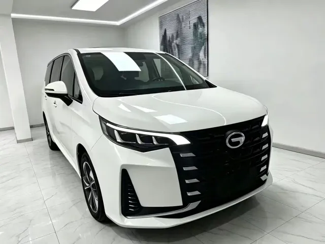 GAC Trumpchi M6 — Фото автомобиля 3
