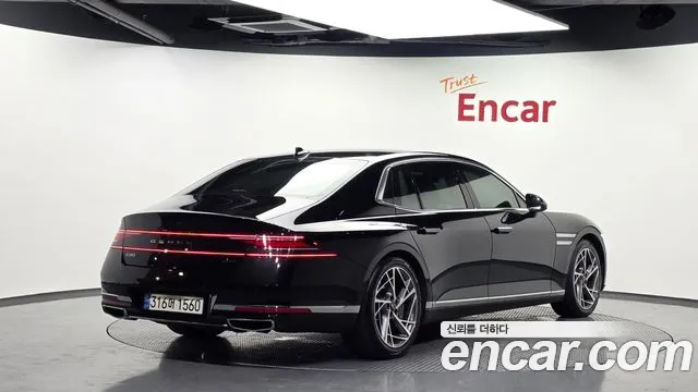Genesis G90 Бензин 3.5 турбо AWD — Фото автомобиля 2