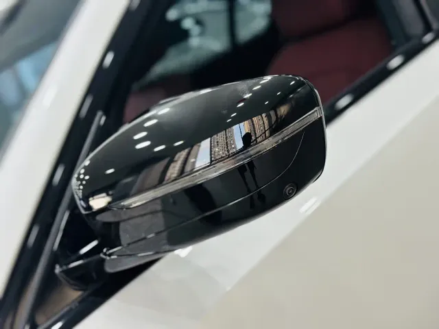 BMW 3 Series — Фото автомобиля 12