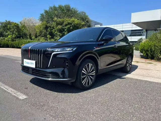Hongqi HS6 PHEV — Фото автомобиля 9