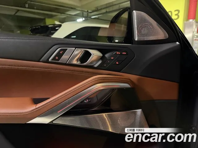 BMW X6 xDrive40i M Sport Pro Best Seller Edition — Фото автомобиля 16
