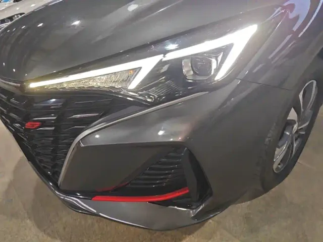 Changan Eado — Фото автомобиля 23