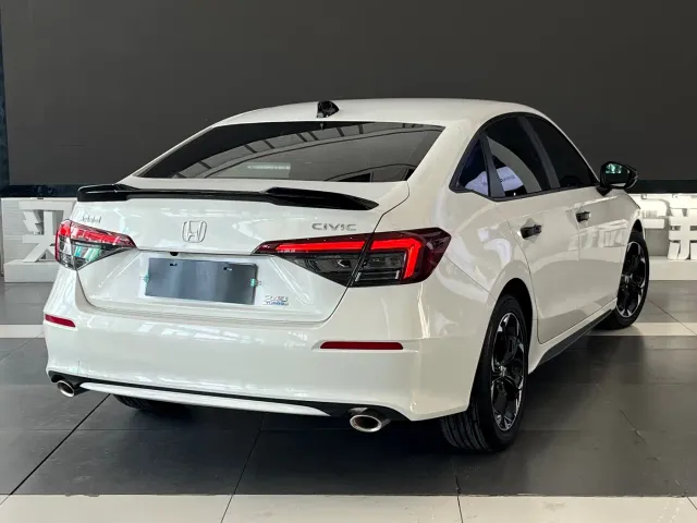 Honda Civic — Фото автомобиля 4