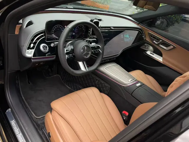 Mercedes-Benz E-Class — Фото автомобиля 5