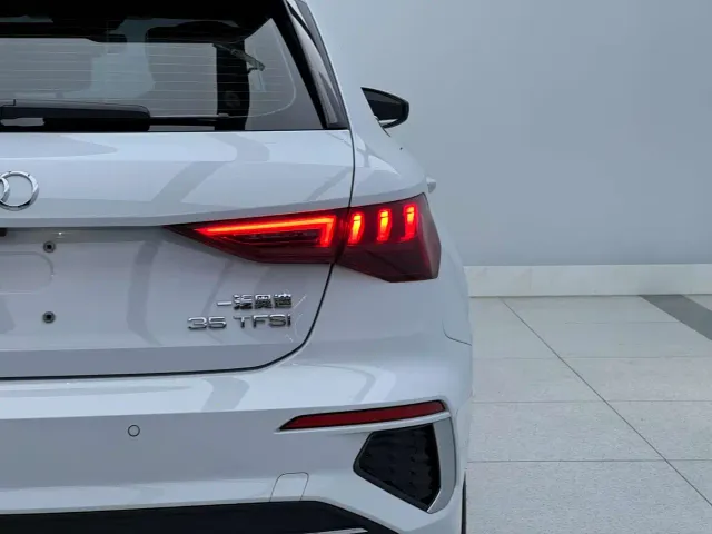 Audi A3 — Фото автомобиля 3