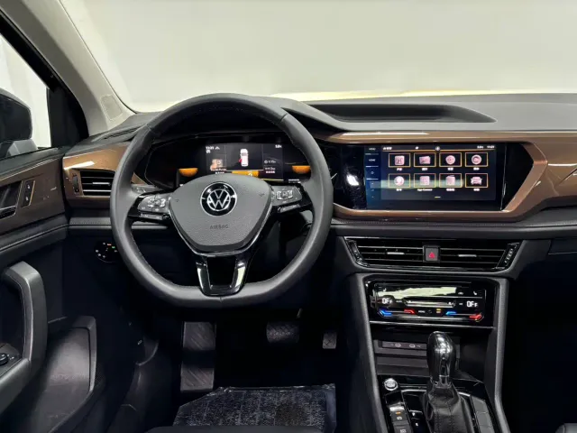 Volkswagen Tharu — Фото автомобиля 14