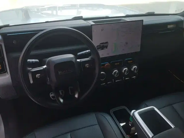 iCAR V23 — Фото автомобиля 12