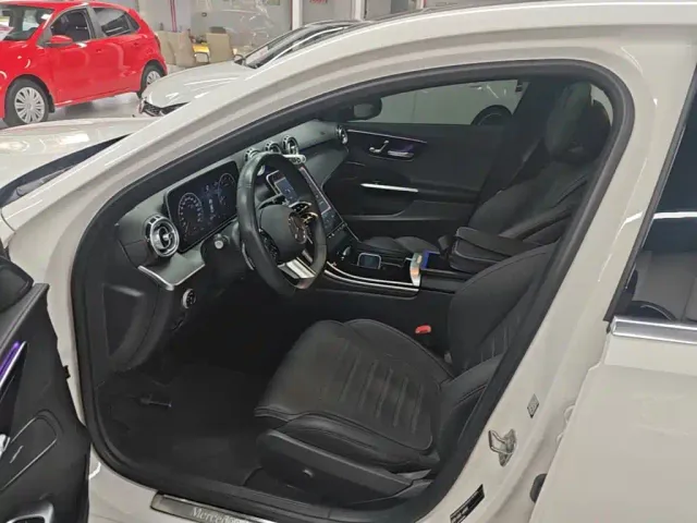 Mercedes-Benz C-Class — Фото автомобиля 14