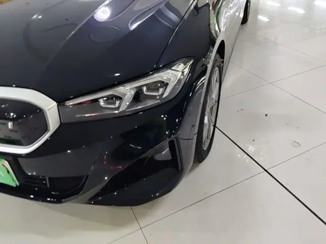 BMW i3 — Фото автомобиля 23