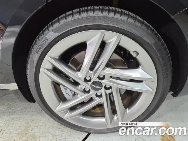 Genesis G80 Бензин 3.5 турбо AWD — Фото автомобиля 20