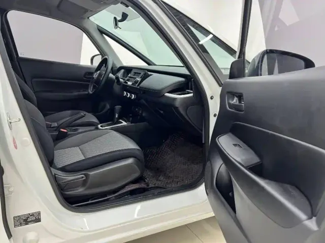 Honda Fit — Фото автомобиля 12