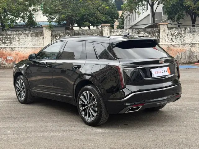 Cadillac XT5 — Фото автомобиля 12