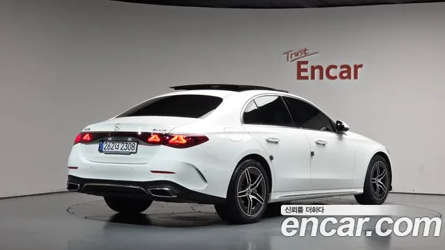 Mercedes-Benz E-Class W214 — Фото автомобиля 2
